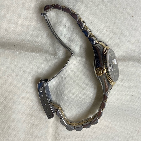 HP🎉ROLEX DATEJUST WATCH DIAMONDS - Picture 13 of 16